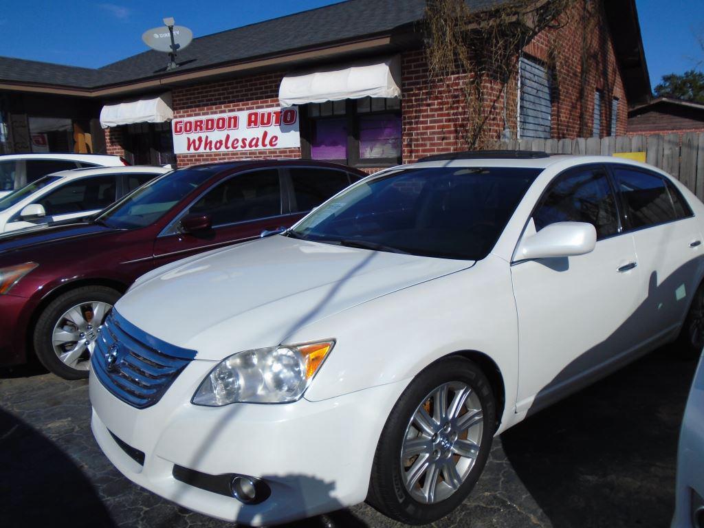 2008 Toyota Avalon Limited's photo