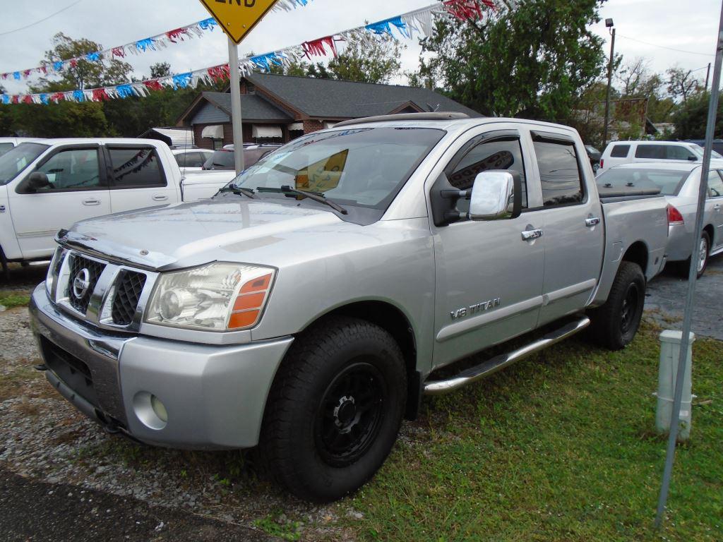 2006 Nissan Titan LE's photo