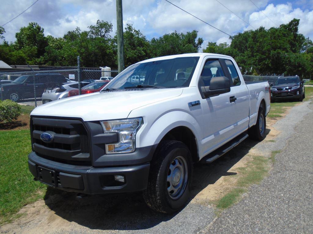 2015 Ford F-150 XL's photo
